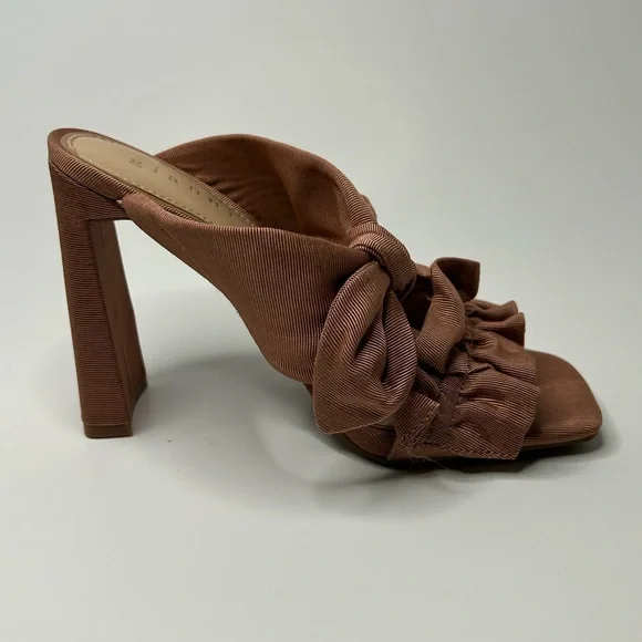 Gianni Bini Dusty Rose Open Toe Bow and Ruffle Slip On Heel Size 6.5 - Picture 3 of 12